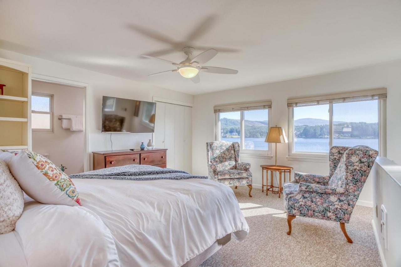 Regatta Park Lake House Lincoln City Esterno foto