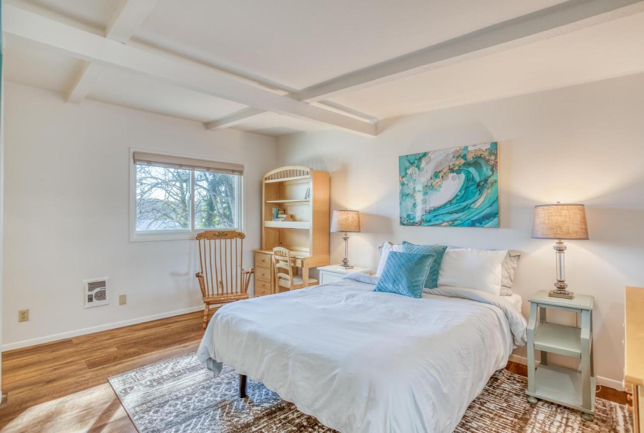 Regatta Park Lake House Lincoln City Esterno foto