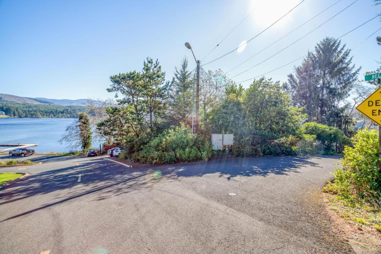 Regatta Park Lake House Lincoln City Esterno foto