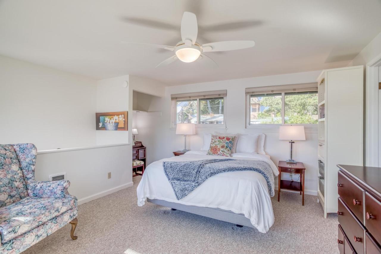Regatta Park Lake House Lincoln City Esterno foto